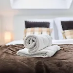 Libergier, Hyper Centre, Wifi, Netflix Apartment Reims