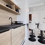 Appartement Libergier, Hyper Centre, Wifi, Netflix Reims