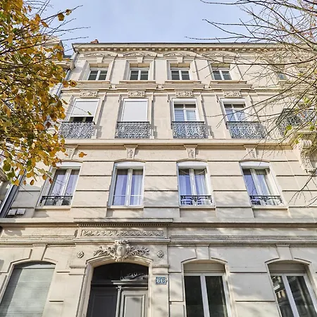 شقة Libergier, Hyper Centre, Wifi, Netflix