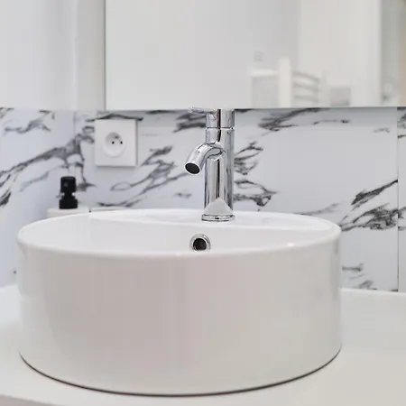 Apartamento Libergier, Hyper Centre, Wifi, Netflix Reims